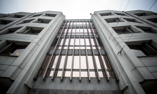 „Gedmino 11“ užvirė tikra audra stiklinėje: Vyriausybės kanceliarijos senbuviai panoro „išrūkyti“ Mildą Dargužaitę, dabartinę kanclerę ir ministų kabineto veiklos optimizavimo plano iniciatorę.
Vladimiras Ivanovas (VŽ) nuotr.