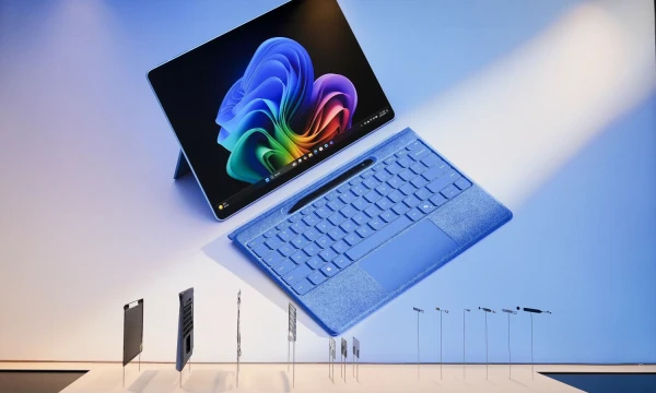 „Microsoft“ asmeninis kompiuteris su „Copilot“ DI funkcijomis. Lindsey Wasson (AP / „Scanpix“) nuotr.