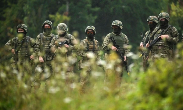 Ukrainos kariai pratybose Didžiojoje Britanijoje. Justin Tallis (AP / „Scanpix“) nuotr.
