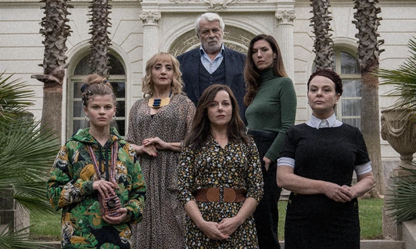 Kadras iš filmo „Blogio šaknys“.