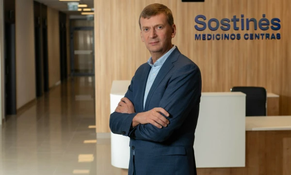 Dainius Dundulis, Sostinės medicinos centro steigėjas, tikisi, kad bus pradėtos šalinti biurokratinės kliūtys pacientams gauti PSDF kompensuojamas paslaugas.