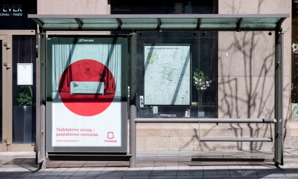 Lauko reklamos stendai Vilniuje. Juditos Grigelytės (VŽ) nuotr.