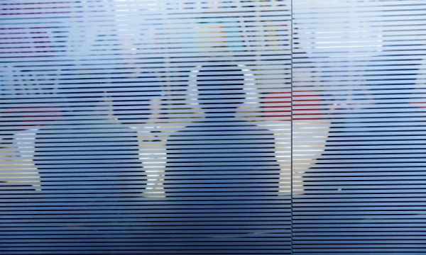 Kalba kartais tampa ne verslo stabilumo ir plėtros kūrybos, o griovimo įrankiu. Vladimiro Ivanovo (VŽ) nuotr.