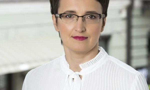 „Visai nesvarbu, kokie nuomininko ir nuomotojo santykiai, sutartis yra teisiškai įpareigojantis dokumentas, kuriuo galite save apdrausti arba nuskriausti“, - sako Dalia Stakvilevičiūtė, advokatų kontoros „Magnusson“ advokatė. Bendrovės nuotr.
