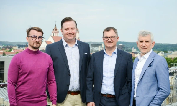 Iš kairės: Imre Visse, Artūras Gegužis, Andrejus Boicovas ir Gintautas Galvanauskas, „Raft Capital“ partneriai. Fondo nuotr.
