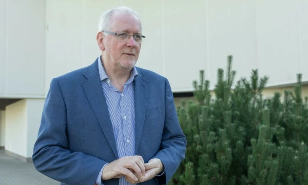 Markas Gallagheris, pranešimus ir kitas paslaugas renginiams teikiančios bendrovės „Performance Insights Limited“ vykdomasis direktorius, anksčiau užėmęs vadovaujančias pozicijas „F-1“ sporto industrijoje. Juditos Grigelytės (VŽ) nuotr. Markas Gallagheris, pranešimus ir kitas paslaugas renginiams teikiančios bendrovės „Performance Insights Limited“ vykdomasis direktorius, anksčiau užėmęs vadovaujančias pozicijas „F-1“ sporto industrijoje. Juditos Grigelytės (VŽ) nuotr.