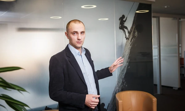 Dovydas Zinkevičius, „Columbus Lietuvos“ pardavimų direktorius, įspėja, kad įmonės pasiruoštų VMI sistemos „i.MAS“ diegimui ir numatytų papildomų lėšų investicijoms, nes verslo valdymo sistemas teks pertvarkyti, kaip ir prieš įvedant eurą. Vladimiro Ivanovo (VŽ) nuotr.
