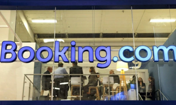 "Booking.com" Vilniuje turės didžiulį klientų aptarnavimo centrą. Fabrizio Bensch ("Reuters") nuotr. 