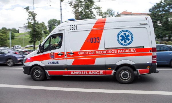 Greitosios pagalbos automobilis Vilniuje. Juditos Grigelytės (VŽ) nuotr.