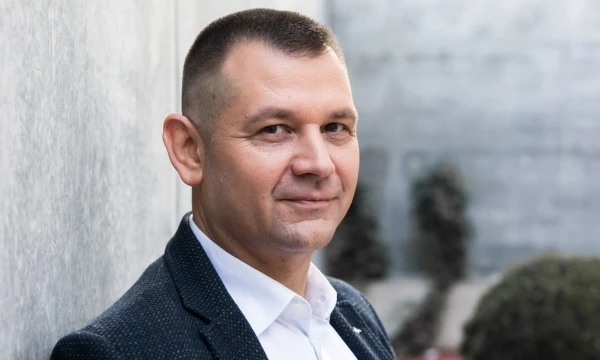 Romas Venckus, UAB „Betono mozaika“ generalinis direktorius: „Aplinkotvarkos tendencijos Lietuvoje kardinaliai skiriasi nuo aplinkotvarkos tendencijų Europos šalyse.“
