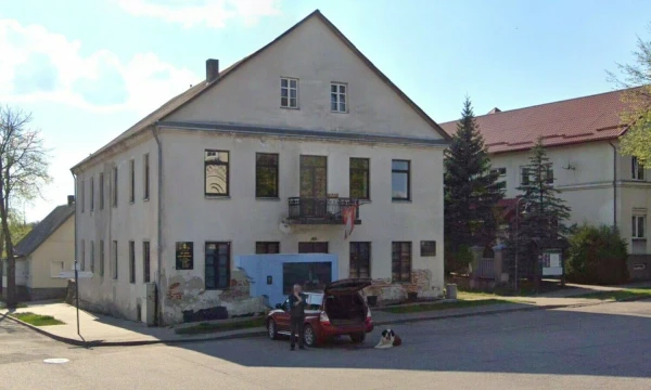 Vazos namas Merkinėje. Google Street View nuotr.