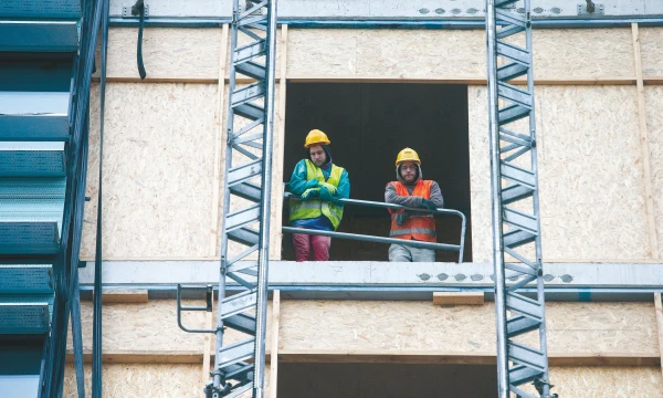 Statistikos departamento duomenimis, statybos darbų užsakymų didėjimo tikisi 10% statybos įmonių vadovų, 9% žada didinti darbuotojų skaičių, tačiau 35% sektoriaus dalyvių tikisi, kad užsakymų mažės, 31% žada mažinti darbuotojų skaičių. Juditos Grigelytės (VŽ) nuotr.