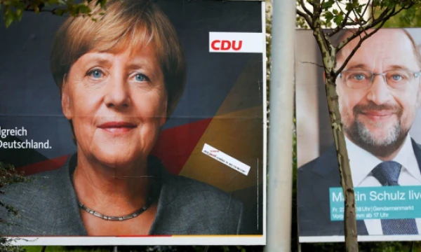 Martinui Schulzui, socialdemokratų lyderiui, kampanijos metu taip ir nepavyko išjudinti tvirtų Angelos Merkel, Vokietijos kanclerės, pozicijų.
Fabrizio Benscho („Reuters“ / „Scanpix“) nuotr.