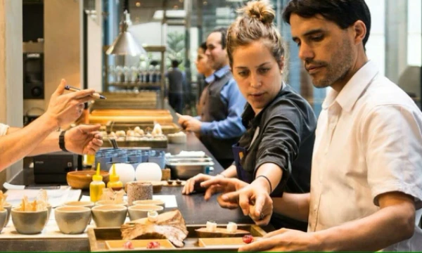 Virgilius Martinezas ir Pia Leon, geriausio pasaulyje restorano „Central“ šefai. „wikipedia.org“ nuotr.