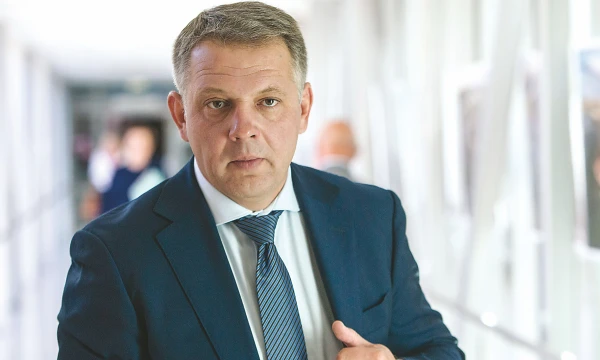 Eligijus Masiulis, Seimo Liberalų sąjūdžio frakcijos seniūnas: „Siūlymą Generalinės miškų urėdijos funkcijas perduoti kitoms įstaigoms palaikau iš administracinės naštos mažinimo pusės, tačiau Seimo liberalai ir toliau sieks, kad iš įstatymo būtų išbrauktos 42 urėdijos, jas iš esmės pertvarkant į vieną valstybės miškus administruojančią VVĮ, kaip yra daugelyje Europos šalių.“ 		Juditos Grigelytės (VŽ) nuotr.