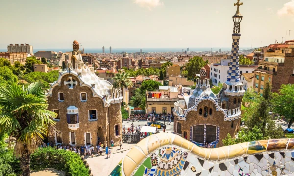 Įžymusis Guellio parkas Barselonoje. Lukaszo Janysto („Scanpix“) nuotr.