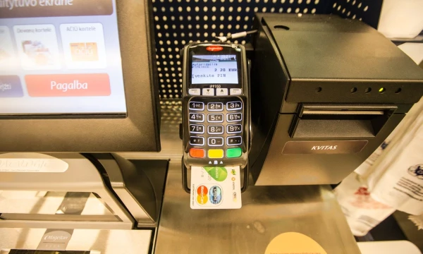 Finansai ir prekyba – tai sektoriai, kurie bene dažniausiai susiduria su netikėta jaunų verslų konkurencija ir nusistovėjusią tvarką griaunančiomis technologijomis. Juditos Grigelytės (VŽ) nuotr. Finansai ir prekyba – tai sektoriai, kurie bene dažniausiai susiduria su netikėta jaunų verslų konkurencija ir nusistovėjusią tvarką griaunančiomis technologijomis. Juditos Grigelytės (VŽ) nuotr.