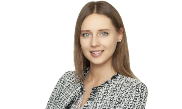 Rūta Tikuišytė, Profesinių paslaugų bendrovės „EY“ vyresnioji teisės konsultantė.