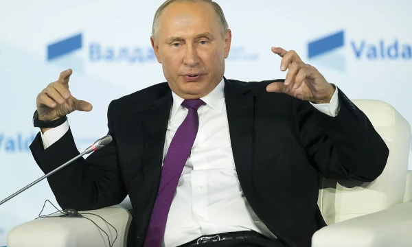 Vladimiras Putinas Valdajaus forume. Aleksandro Zemlianičenkos („Reuters“ / „Scanpix“) nuotr.