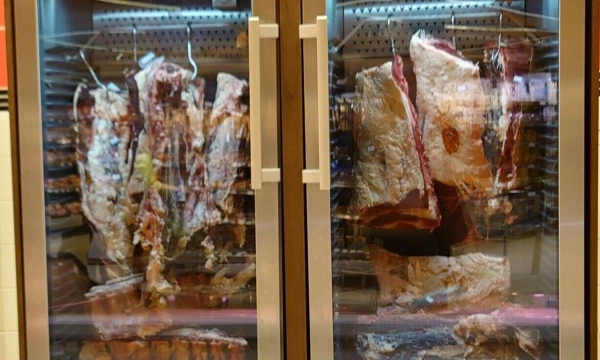 „Norfos“ parduotuvėse jau įrengtos 35 brandinimo talpyklos. BENDROVĖS NUOTR.