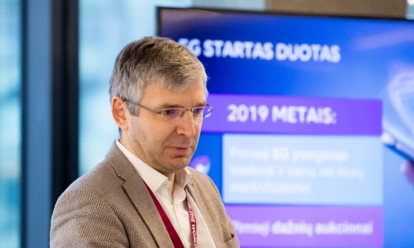 Mindaugas Ubartas, asociacijos „Infobalt“ direktorius: „Steikite vieną viceministro pareigybę, kuri būtų valdoma dirbtiniu intelektu“. Juditos Grigelytės (VŽ) nuotr.