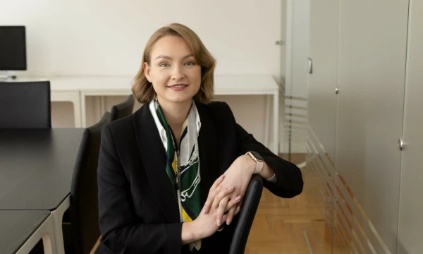 Violeta Jakutė, UAB „Emplonet“ direktorė: „Tolerancija gali būti labai aukšta, ji priklauso nuo daugelio veiksnių ar aplinkybių, pavyzdžiui, organizacijos kultūros, dydžio, galimybės grįžti vis į naują poziciją.“ Juditos Grigelytės (VŽ) nuotr.