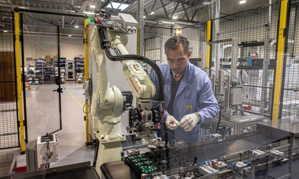 „Axioma Metering“ gamykloje Kauno LEZ pernai buvo pagaminta virš 50.000 vandens ultragarsinių apskaitos prietaisų, per 2019 m. planuojama pagaminti 5 kartus daugiau. 
Juditos Grigelytės (VŽ) nuotr.