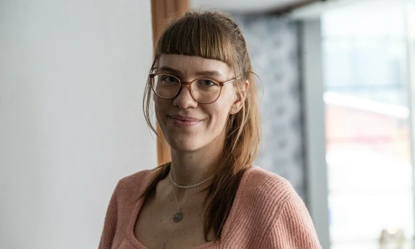 Saulė Čipkutė, dirbtuvių „Autentiškas ryšys“ bendraįkūrėja, dirbtuvių fasilitatorė. Vladimiro Ivanovo (VŽ) nuotr.