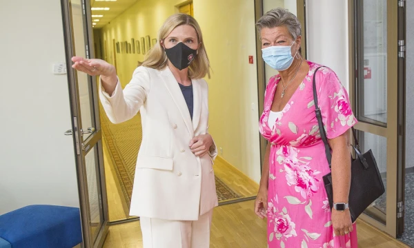 Agnė Bilotaitė, Ylva Johansson. Roko Lukoševičiaus/15min/„Scanpix“ nuotr.