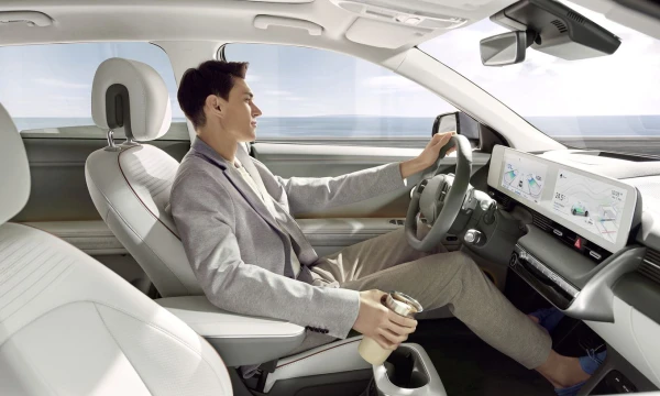 „Hyundai Ioniq 5“ – pirmasis su naujos kartos elektromobilio platforma pristatytas HMG modelis. „Hyundai Motor Europe“ nuotr.