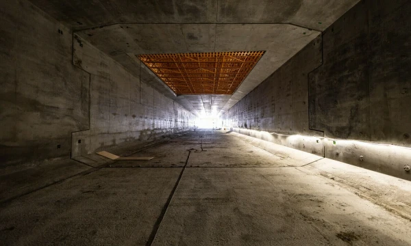 Fehmarnbelto tunelio betoninė sekcija, 2024 m. gegužė. Axelio Heimkeno (dpa / „Scanpix“) nuotr.