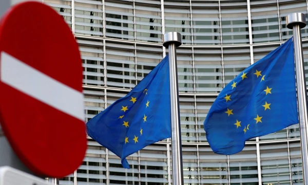 Šiame Europos Komisijos pastate Briuselyje gimė pasiūlymai gerokai sumažinti ES lėšas sanglaudos projektams ir žemės ūkiui finansuoti. 
Francois Lenoiro („Reuters“ / „Scanpix“) nuotr. 