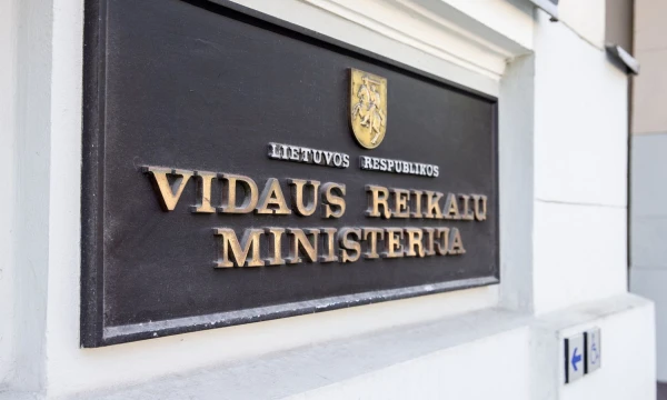 Vidaus reikalų ministerijos iškaba. Juditos Grigelytės (VŽ) nuotr.