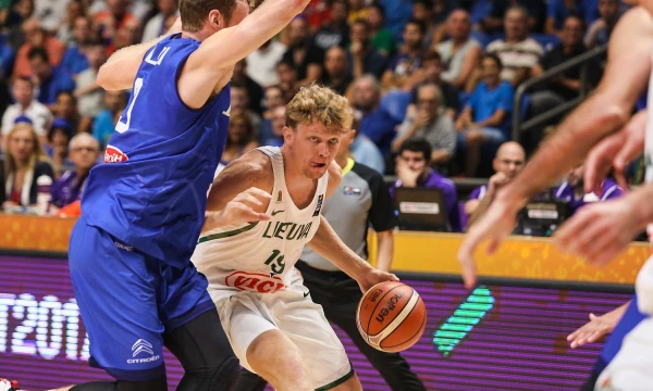 „EuroBasket 2017“ B grupės rungtynės Lietuva – Italija. Eriko Ovčarenko („15 min“) nuotr.

