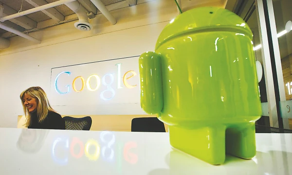 „Android“ užima per 80% pasaulinės mobiliųjų įrenginių operacinių sistemų rinkos ir per 90% – Europos rinkos.
Marko Blincho („Scanpix“ / „Reuters“) nuotr.