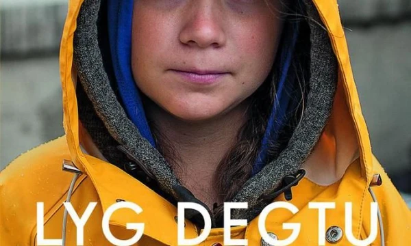 GRETA THUNBERG, SVANTE THUNBERG, BEATA ERNMAN, MALENA ERNMAN, „LYG DEGTŲ NAMAI: MŪSŲ KOVA SU KLIMATO KAITA“, „ALMA LITTERA“, 2019 M., P. 304. 