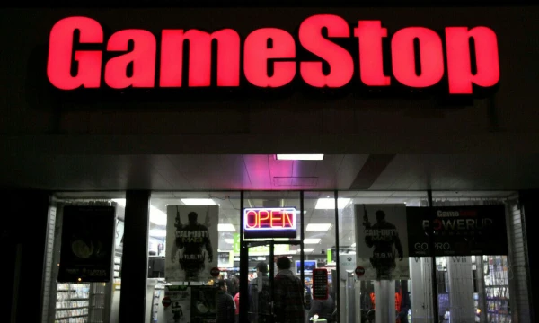 Ketvirtadienį biržoje išsiskyrė prekyba „GameStop“ akcijomis. Shannon Stapleton („Reuters“ / „Scanpix“) nuotr.