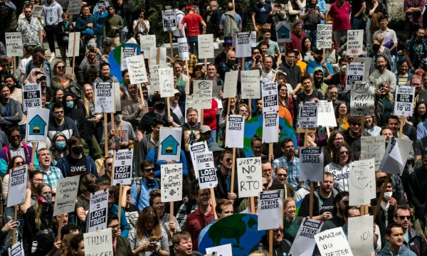 „Amazon“ darbuotojų protestas Sietle, JAV. Davido Ryderio (AFP/„Scanpix“) nuotr.