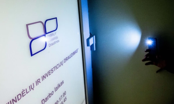 VĮ „Indėlių ir investicijų draudimas“ iškaba. Juditos Grigelytės (VŽ) nuotr.