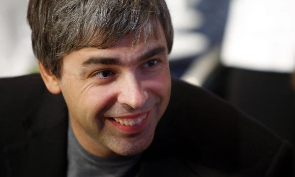 Larry Page‘as, vienas „Google“ įkūrėjų, nuolat ragina darbuotojus neapsnūsti. Anot jo, bendrovės linkusios įsipatoginti ir daryti tai, ką darė nuolatos, tad keičiasi vangiai. Ilgainiui tokie pokyčiai tampa nereikšmingi. CHIPo EASTo / „Reuters“ nuotr.
