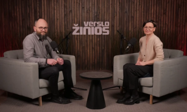 Jurgita Nacevičienė, aplinkotvarkos bendrovės „Ecoservice“ vadovė  ir moderatorius Ugnius Savickas.