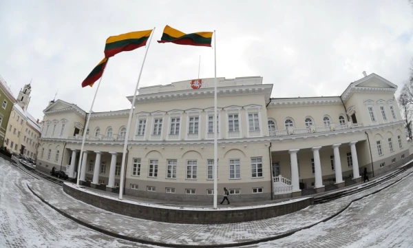 Lietuvos Respubilkos Prezidentūros rūmai Vilniuje, Simono Daukanto aikštėje. Juditos Grigelytės (VŽ) nuotr.