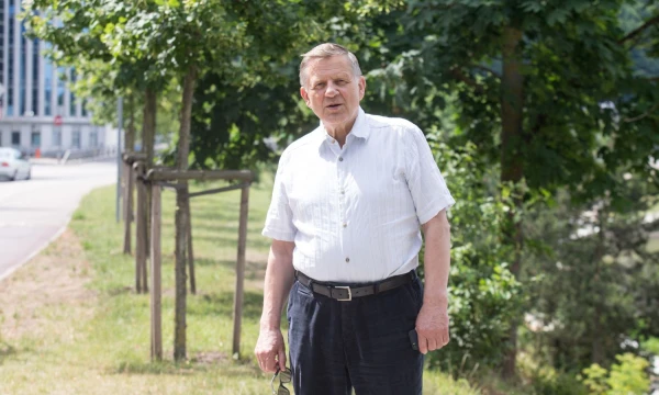 Eugenijus Arvydas Janulaitis, biochemikas, buvęs biotechnologijų bendrovės „Fermentas“ mokslo direktorius ir akcininkas. Juditos Grigelytės (VŽ) nuotr.