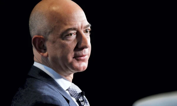 Jeffas Bezosas, „Amazon“ vadovas, 2017-aisiais tapo turtingiausiu pasaulio žmogumi. Joshua Roberts (Reuters / Scanpix) nuotr.