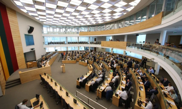Vienas neeilinis Seimo posėdis rengiamas opozicijos iniciatyva, kitas - valdančiųjų. Vladimiro Ivanovo (VŽ) nuotr.
