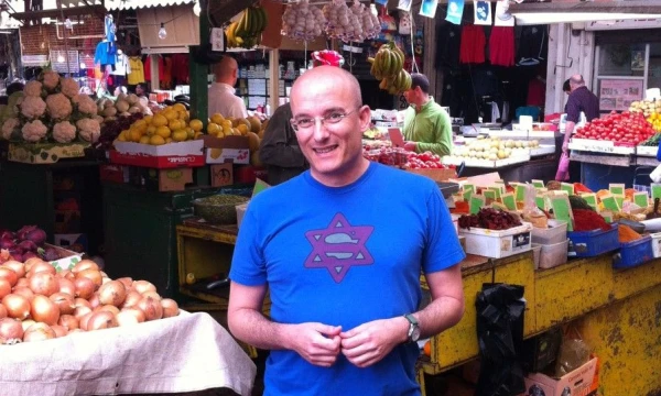 Gilas Hovava, maisto kritikas. „Wikimedia.org“ nuotr.