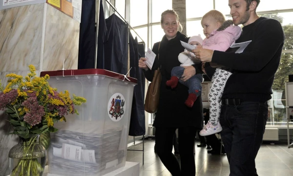 2014 m. rinkimuose dalyvavo apie 58% rinkėjų. Oksanos Džadan („RIA Novosti“ / „Scanpix“) nuotr.