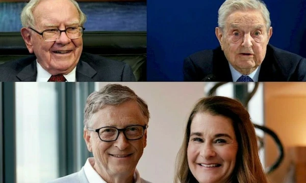 W. Buffettas, „Berkshire Hathaway“ vadovas, G. Sorosas, „Soros Fund Management“ įkūrėjas, B. Gatesas ir M. French Gates, B. ir M. Gatesų paramos fondo įkūrėjai. Nati Harnik, Elaine Thompson (AP / „Scanpix“), Fabrice'o Coffrini (AFP / „Scanpix“) nuotr. Manopinigai.lt koliažas.