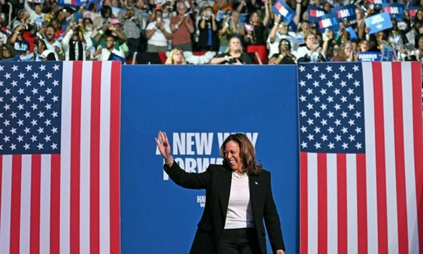 JAV viceprezidentė ir Demokratų partijos kandidatė į prezidentus Kamala Harris. Jimo Watsono (AFP / „Scanpix“) nuotr.