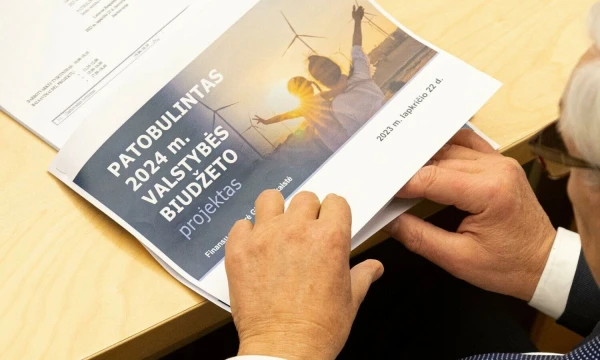 Seimo nariai beveik porą mėnesių nagrinėjo Vyriausybės pateiktą ir paskui patobulintą kitų metų biudžeto projektą. Juditos Grigelytės (VŽ) nuotr.